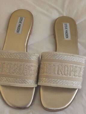 ✨️🎉👡Steve Madden Gold Embellished 'St. Tropez' Slide Mules NEVER WORN 7